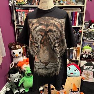💝Vinyl Icons 🐯 Graphic Tee